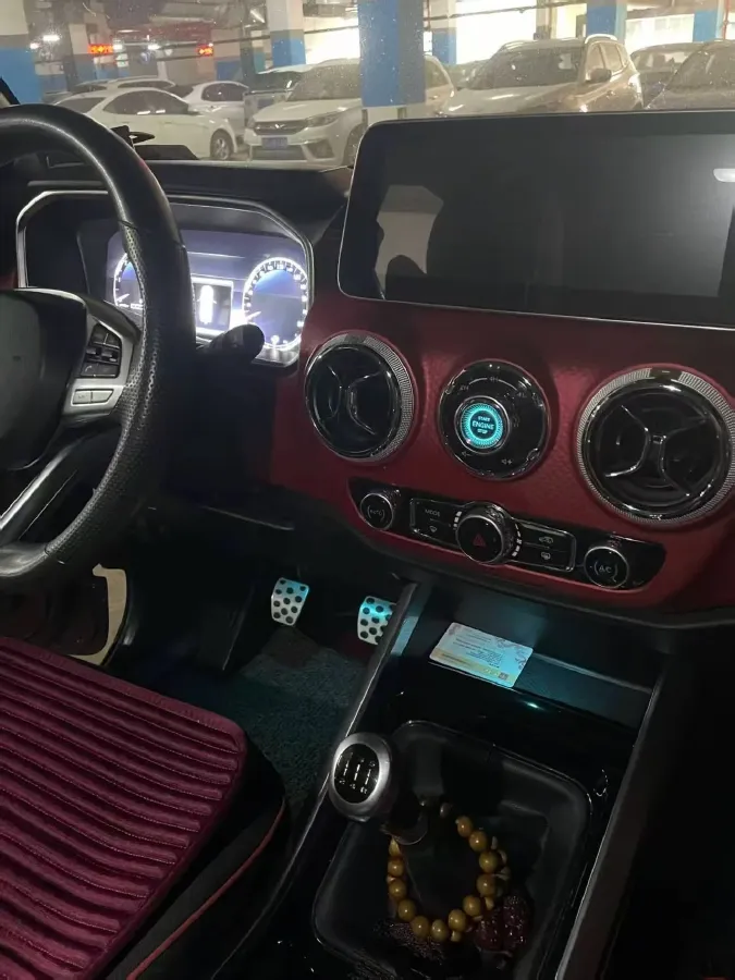 2018 Beijing BJ40 2.0T 204HP L4 5MT,autocango,china used car exporter,china ev exporter,chinese used car exporter,chinese used ev exporter