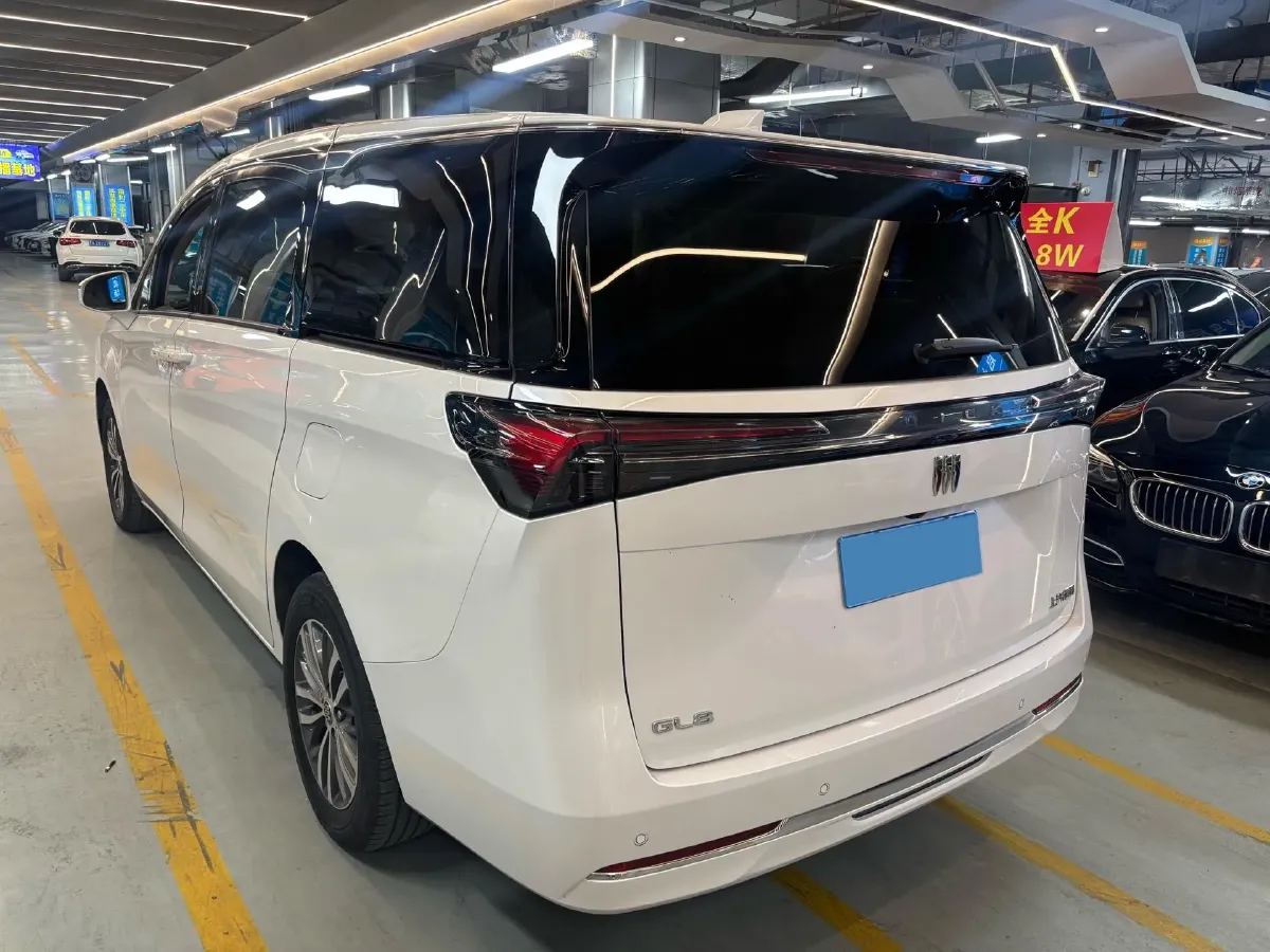 2025 Buick GL8 2.0T 237HP L4 9AT,autocango,china used car exporter,china ev exporter,chinese used car exporter,chinese used ev exporter