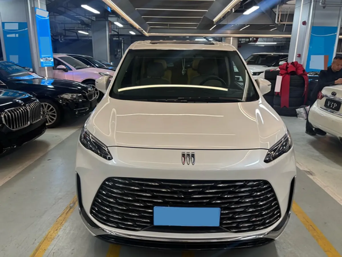 2025 Buick GL8 2.0T 237HP L4 9AT,autocango,china used car exporter,china ev exporter,chinese used car exporter,chinese used ev exporter