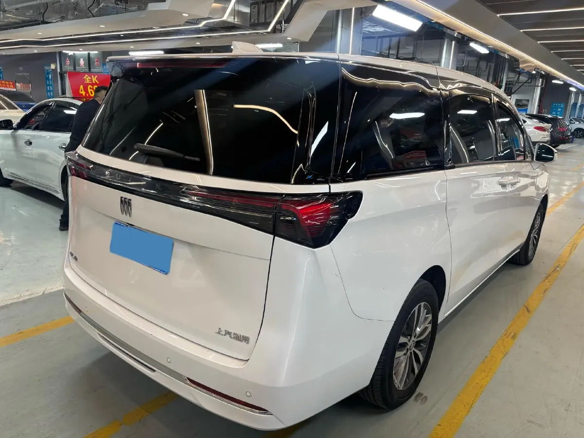 2025 Buick GL8 2.0T 237HP L4 9AT,autocango,china used car exporter,china ev exporter,chinese used car exporter,chinese used ev exporter