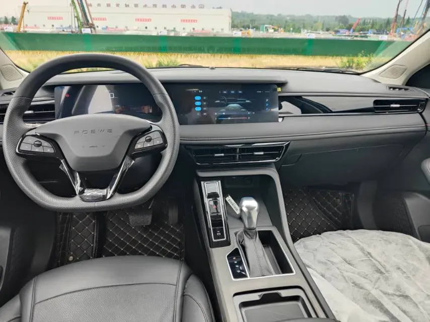 2023 Roewe i5 1.5L 129HP L4 CVT,autocango,china used car exporter,china ev exporter,chinese used car exporter,chinese used ev exporter