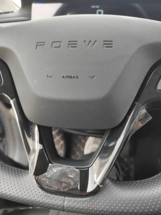 2023 Roewe i5 1.5L 129HP L4 CVT,autocango,china used car exporter,china ev exporter,chinese used car exporter,chinese used ev exporter