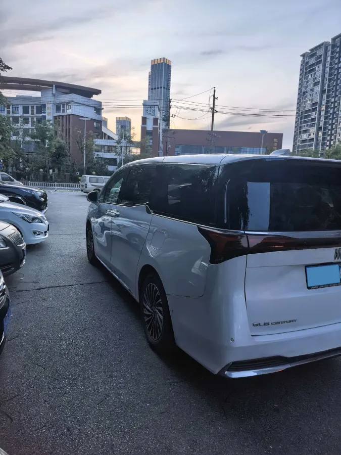 2023 Buick Century 2.0T 237HP L4 9AT,autocango,china used car exporter,china ev exporter,chinese used car exporter,chinese used ev exporter