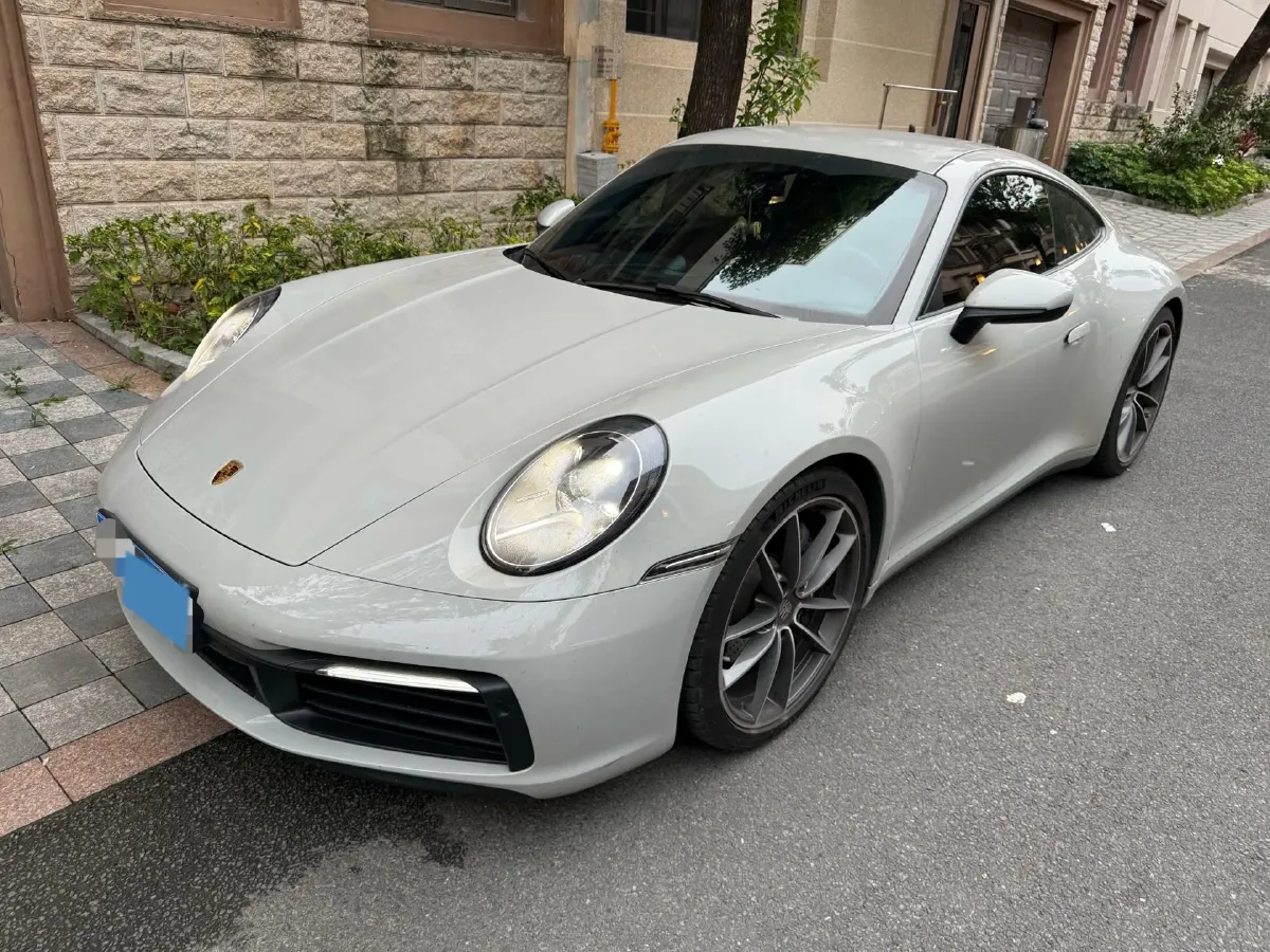 2022 Porsche 911 3.0T 385HP H6 8DCT,autocango,china used car exporter,china ev exporter,chinese used car exporter,chinese used ev exporter