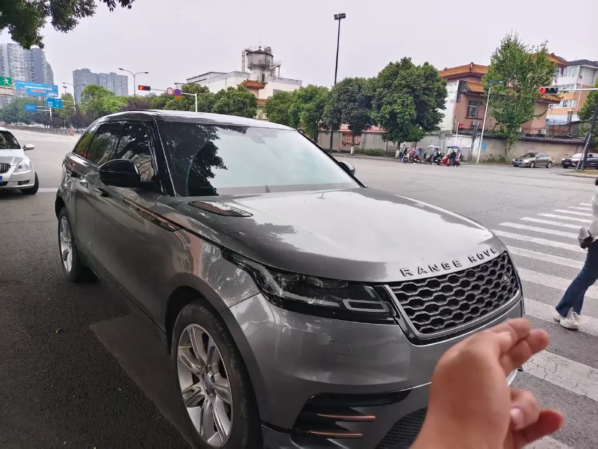 2020 Land Rover Range Rover Velar 2.0T 250HP L4 8AT,autocango,china used car exporter,china ev exporter,chinese used car exporter,chinese used ev exporter
