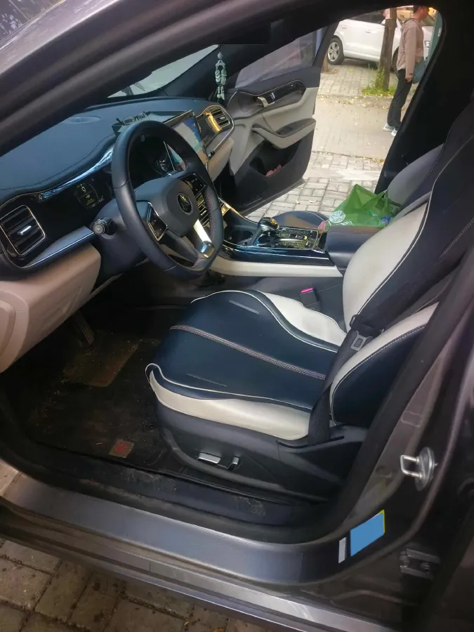 2021 Haval F7 1.5T 169HP L4 7DCT,autocango,china used car exporter,china ev exporter,chinese used car exporter,chinese used ev exporter