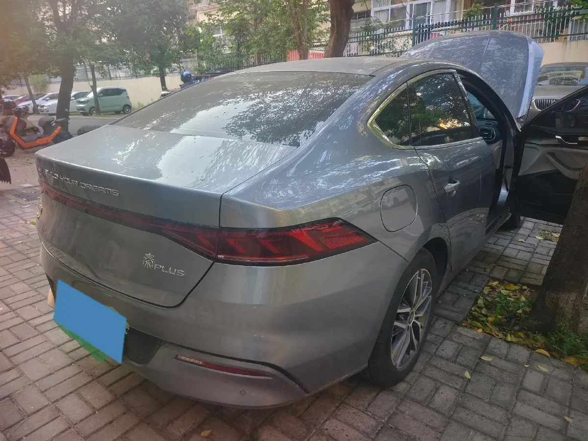 2021 Haval F7 1.5T 169HP L4 7DCT,autocango,china used car exporter,china ev exporter,chinese used car exporter,chinese used ev exporter