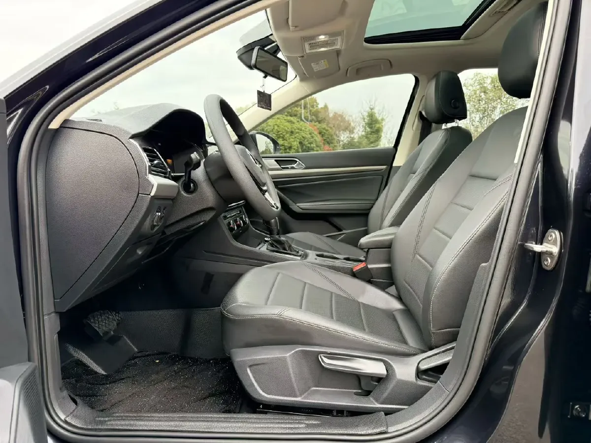 2022 Buick Verano 1.5T 184HP L4 CVT,autocango,china used car exporter,china ev exporter,chinese used car exporter,chinese used ev exporter