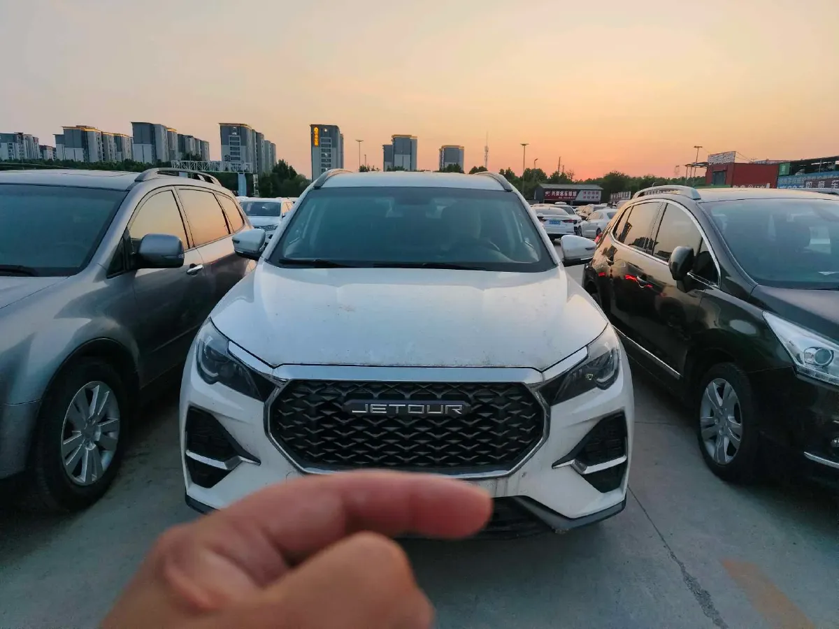 2022 Jetour X70S 1.5T 156HP L4 6MT,autocango,china used car exporter,china ev exporter,chinese used car exporter,chinese used ev exporter