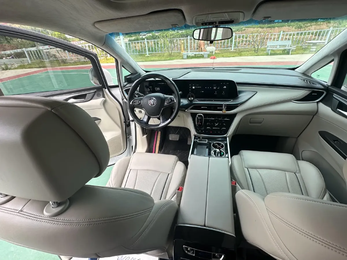 2022 Buick GL8 2.0T 237HP L4 9AT,autocango,china used car exporter,china ev exporter,chinese used car exporter,chinese used ev exporter
