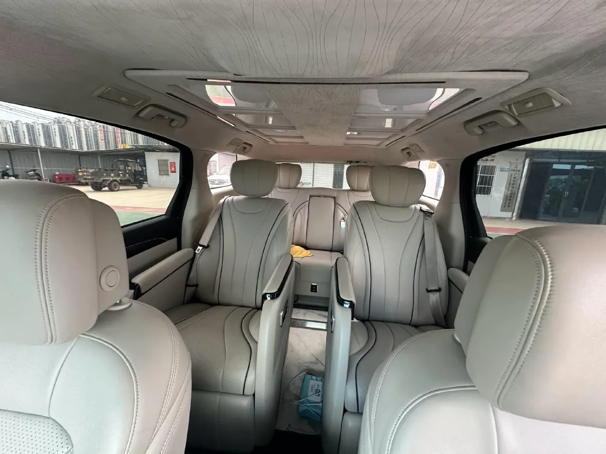 2022 Buick GL8 2.0T 237HP L4 9AT,autocango,china used car exporter,china ev exporter,chinese used car exporter,chinese used ev exporter