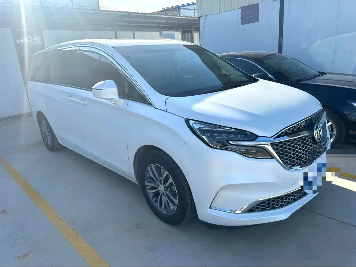 2022 Buick GL8 2.0T 237HP L4 9AT,autocango,china used car exporter,china ev exporter,chinese used car exporter,chinese used ev exporter