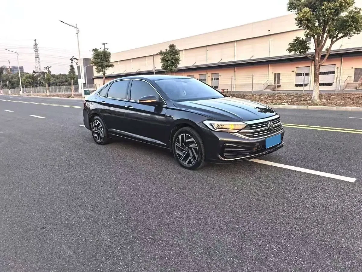 2023 Volkswagen Sagitar 1.5T 160HP L4 7DCT,autocango,china used car exporter,china ev exporter,chinese used car exporter,chinese used ev exporter