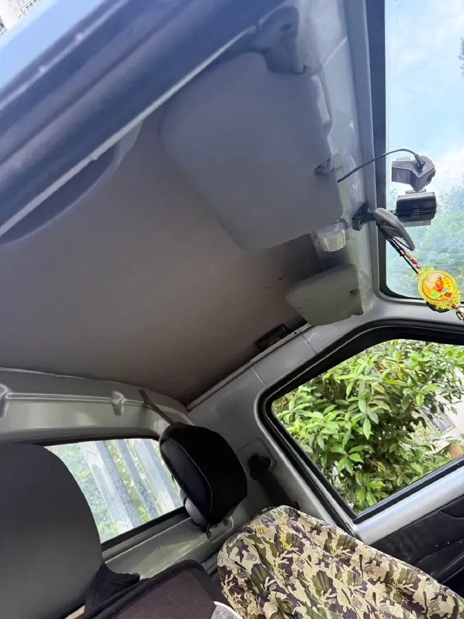 2021 WuLing RongGuang Mini Truck 1.5L 99HP L4 5MT,autocango,china used car exporter,china ev exporter,chinese used car exporter,chinese used ev exporter