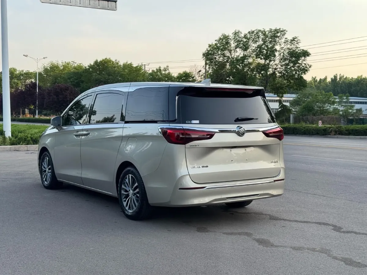 2021 Buick GL8 2.0T 237HP L4 9AT,autocango,china used car exporter,china ev exporter,chinese used car exporter,chinese used ev exporter