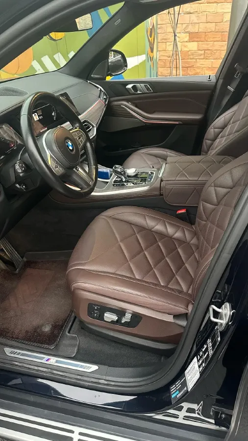 2022 BMW X5 3.0T 333HP L6 8AT,autocango,china used car exporter,china ev exporter,chinese used car exporter,chinese used ev exporter