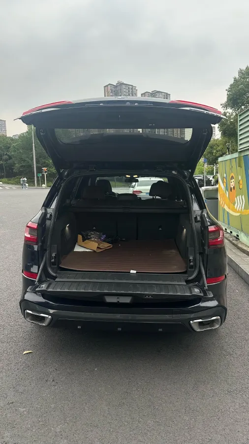 2022 BMW X5 3.0T 333HP L6 8AT,autocango,china used car exporter,china ev exporter,chinese used car exporter,chinese used ev exporter