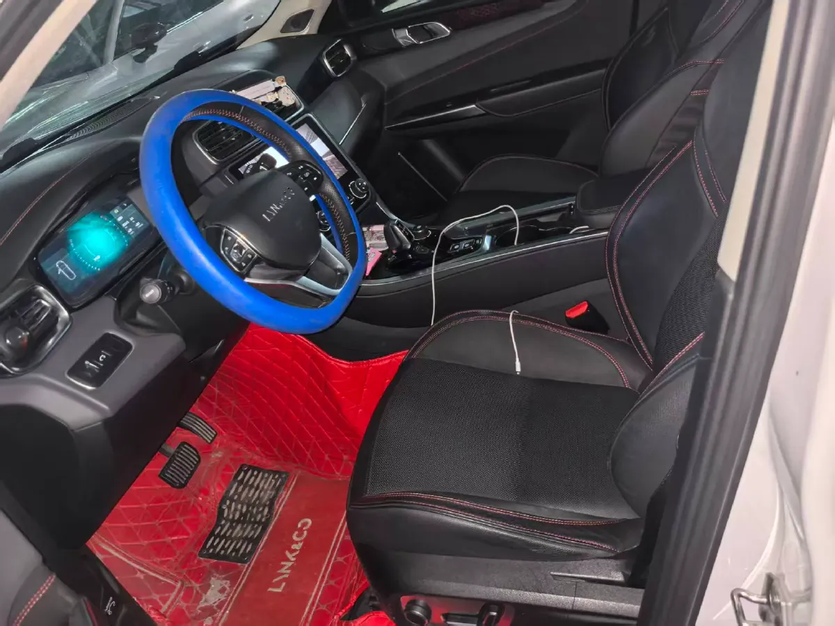 2019 LYNK&CO 01 2.0T 190HP L4 7DCT,autocango,china used car exporter,china ev exporter,chinese used car exporter,chinese used ev exporter