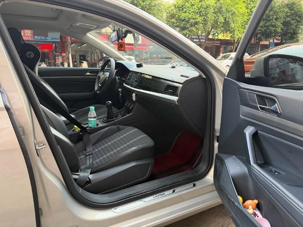 2019 Volkswagen Lavida 1.2T 116HP L4 7DCT,autocango,china used car exporter,china ev exporter,chinese used car exporter,chinese used ev exporter
