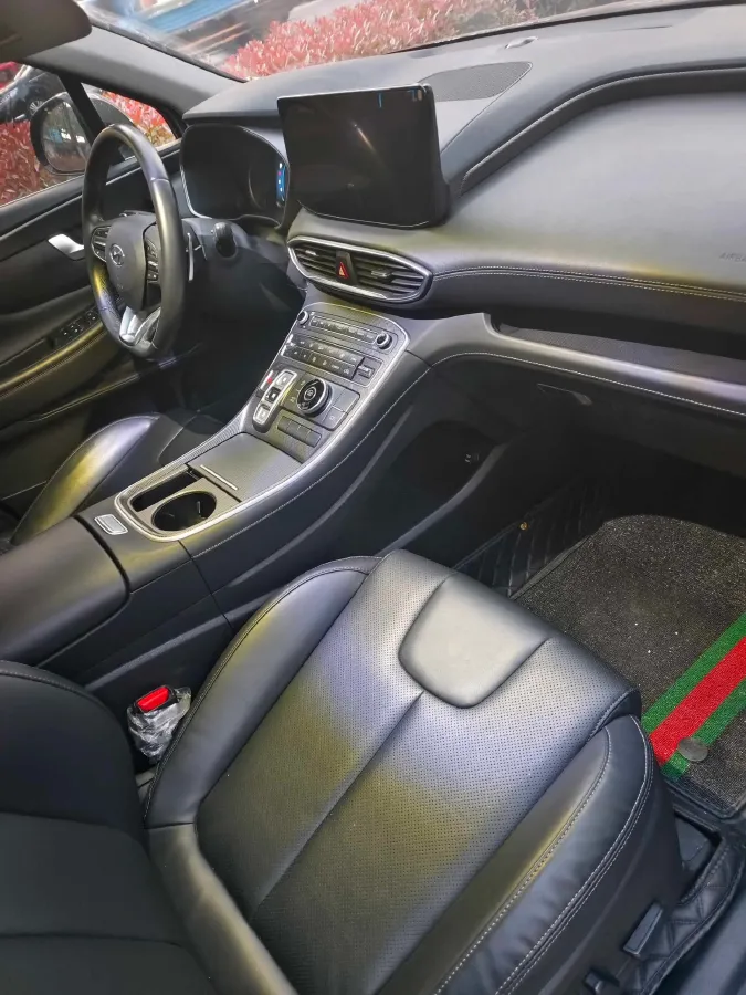 2023 Hyundai Santafe 2.0T 230HP L4 8AT,autocango,china used car exporter,china ev exporter,chinese used car exporter,chinese used ev exporter