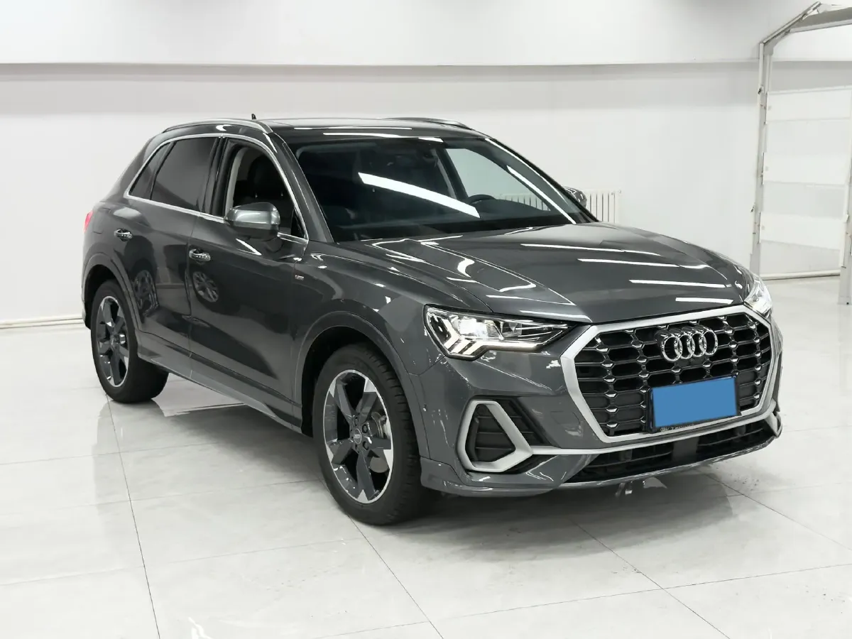2023 Audi Q3 1.4T 150HP L4 7DCT,autocango,china used car exporter,china ev exporter,chinese used car exporter,chinese used ev exporter