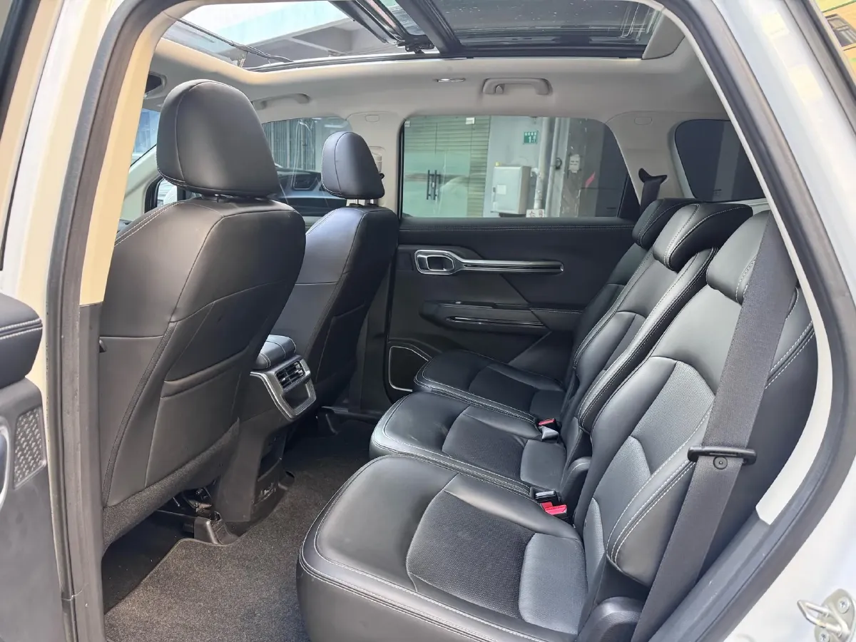 2020 Geely Okavango 1.8T 184HP L4 7DCT,autocango,china used car exporter,china ev exporter,chinese used car exporter,chinese used ev exporter