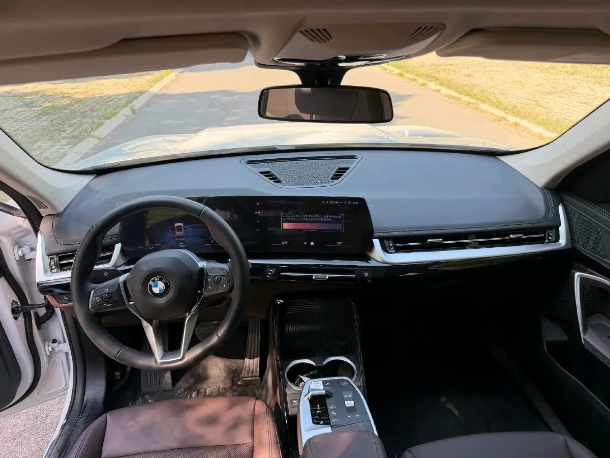 2023 BMW X1 1.5T 156HP L3 7DCT,autocango,china used car exporter,china ev exporter,chinese used car exporter,chinese used ev exporter