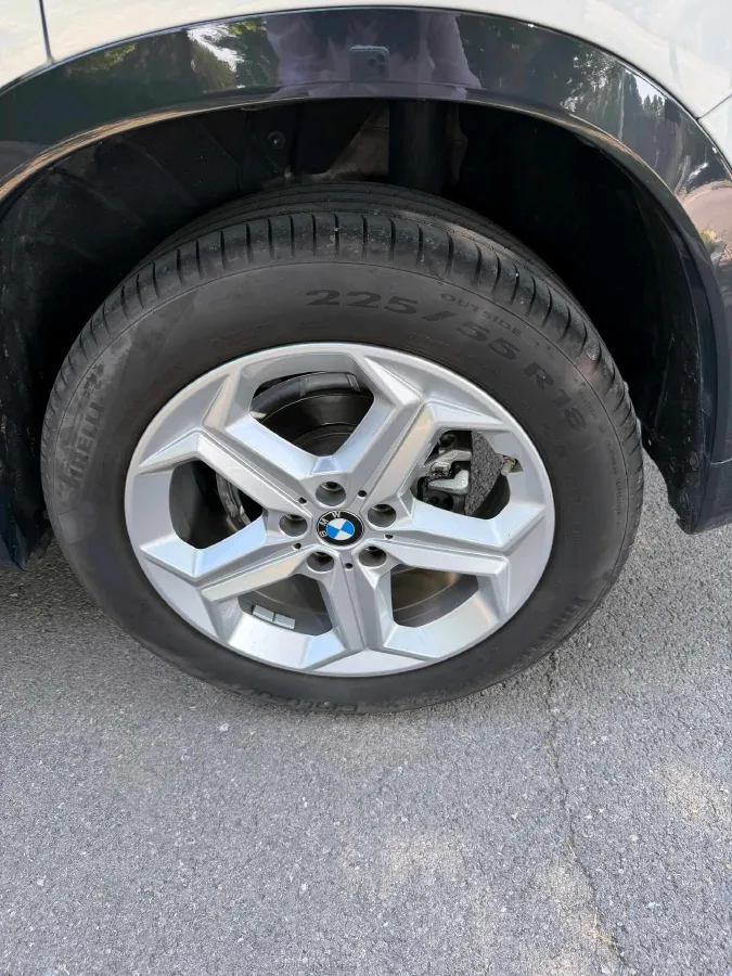 2023 BMW X1 1.5T 156HP L3 7DCT,autocango,china used car exporter,china ev exporter,chinese used car exporter,chinese used ev exporter