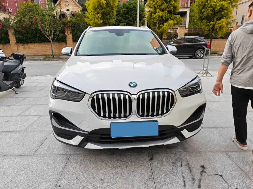 2022 BMW X1 1.5T 140HP L3 7DCT,autocango,china used car exporter,china ev exporter,chinese used car exporter,chinese used ev exporter