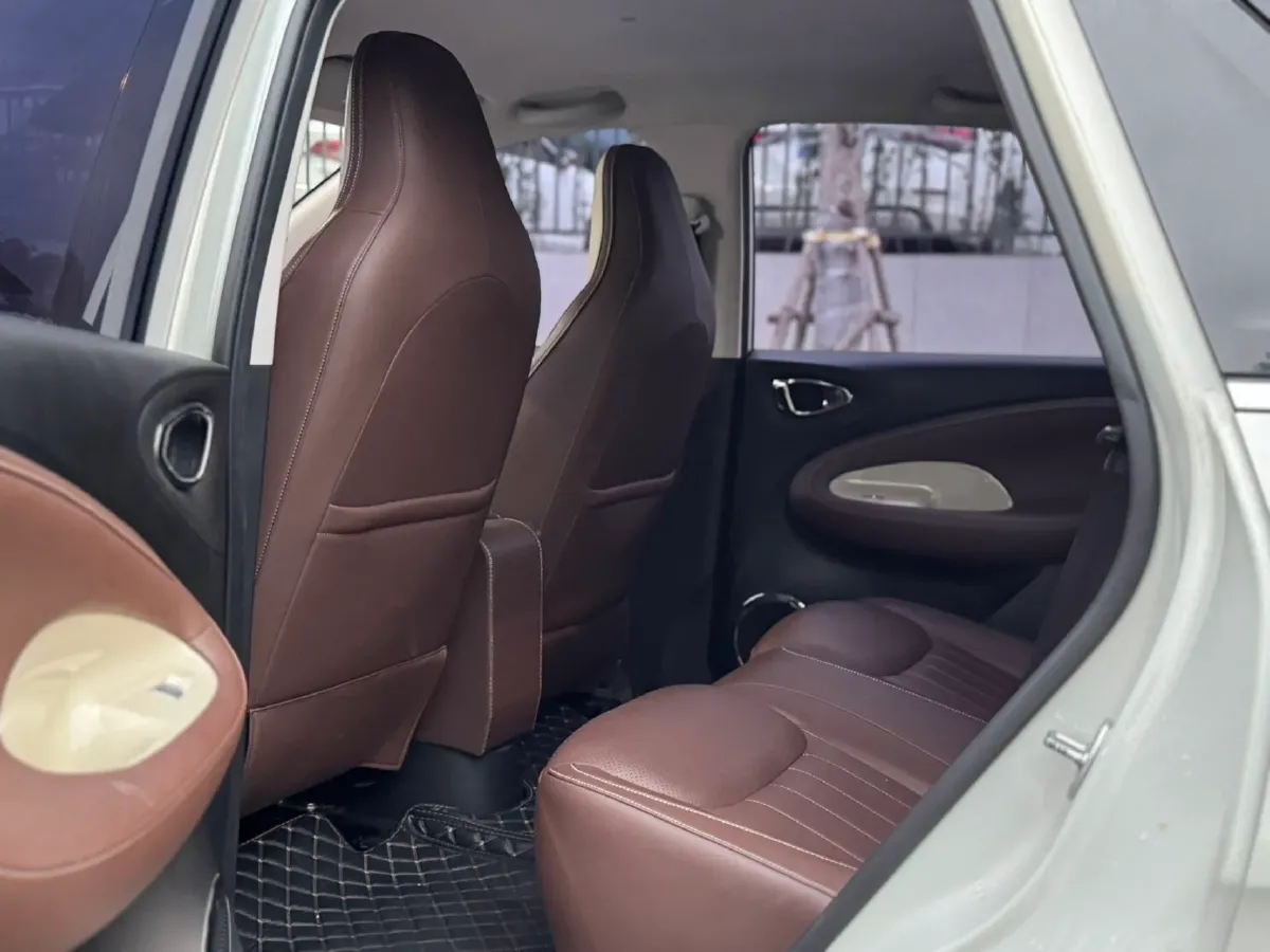 2023 WuLing BinGuo BEV 31.9KWH,autocango,china used car exporter,china ev exporter,chinese used car exporter,chinese used ev exporter