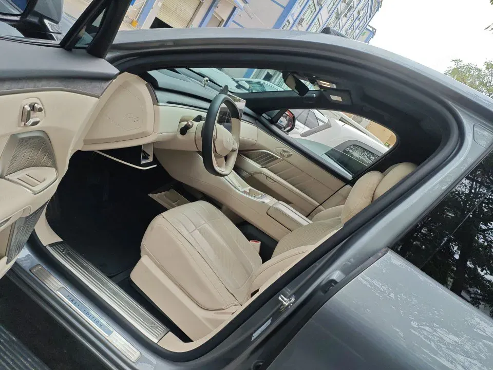 2025 ONVO L90 BEV,autocango,china used car exporter,china ev exporter,chinese used car exporter,chinese used ev exporter