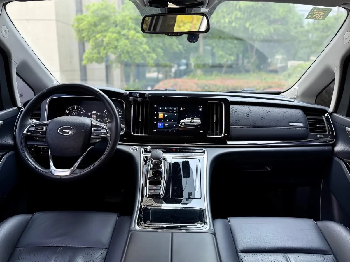 2021 GAC Trumpchi M8 2.0T 252HP L4 8AT,autocango,china used car exporter,china ev exporter,chinese used car exporter,chinese used ev exporter
