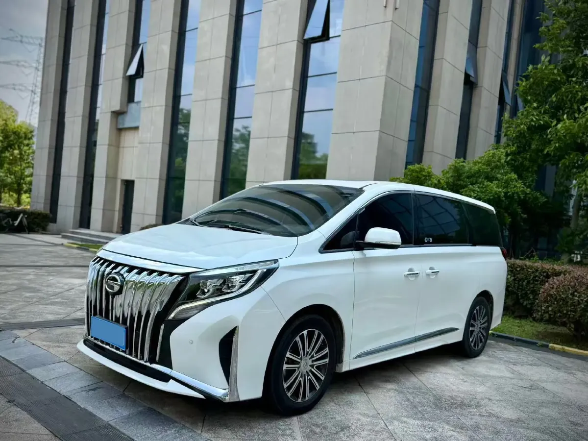 2021 GAC Trumpchi M8 2.0T 252HP L4 8AT,autocango,china used car exporter,china ev exporter,chinese used car exporter,chinese used ev exporter