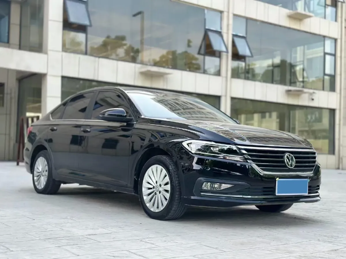 2018 Skoda Karoq 1.4T 150HP L4 7DCT,autocango,china used car exporter,china ev exporter,chinese used car exporter,chinese used ev exporter