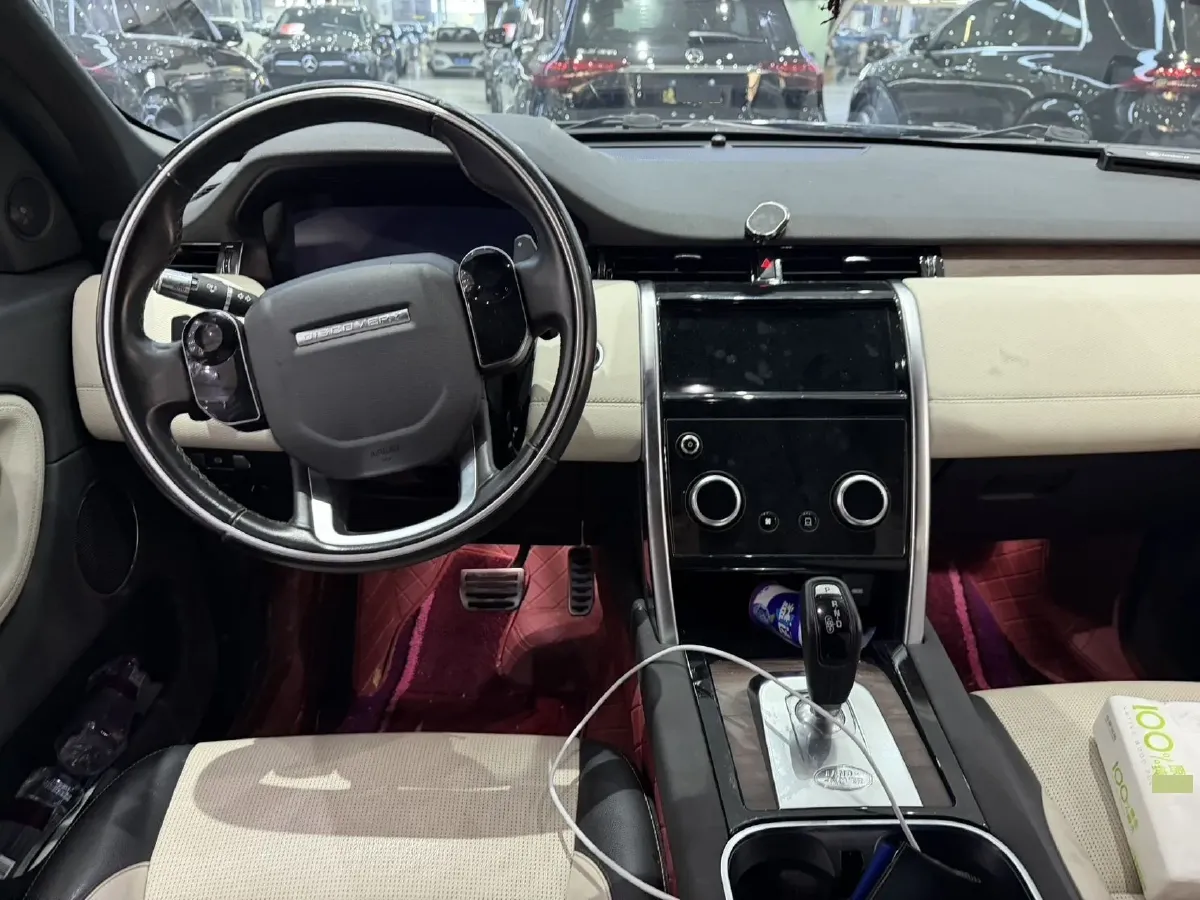 2020 Land Rover Discovery Sport 2.0T 249HP L4 9AT,autocango,china used car exporter,china ev exporter,chinese used car exporter,chinese used ev exporter