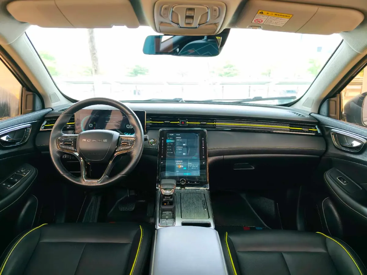 2021 Roewe RX5 1.5T 181HP L4 7DCT,autocango,china used car exporter,china ev exporter,chinese used car exporter,chinese used ev exporter