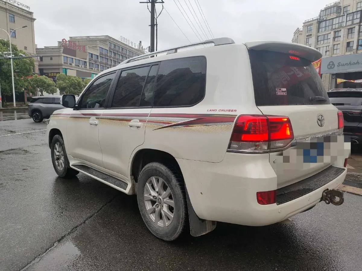 2019 Chevrolet Trax 1.0T 125HP L3 6AT,autocango,china used car exporter,china ev exporter,chinese used car exporter,chinese used ev exporter