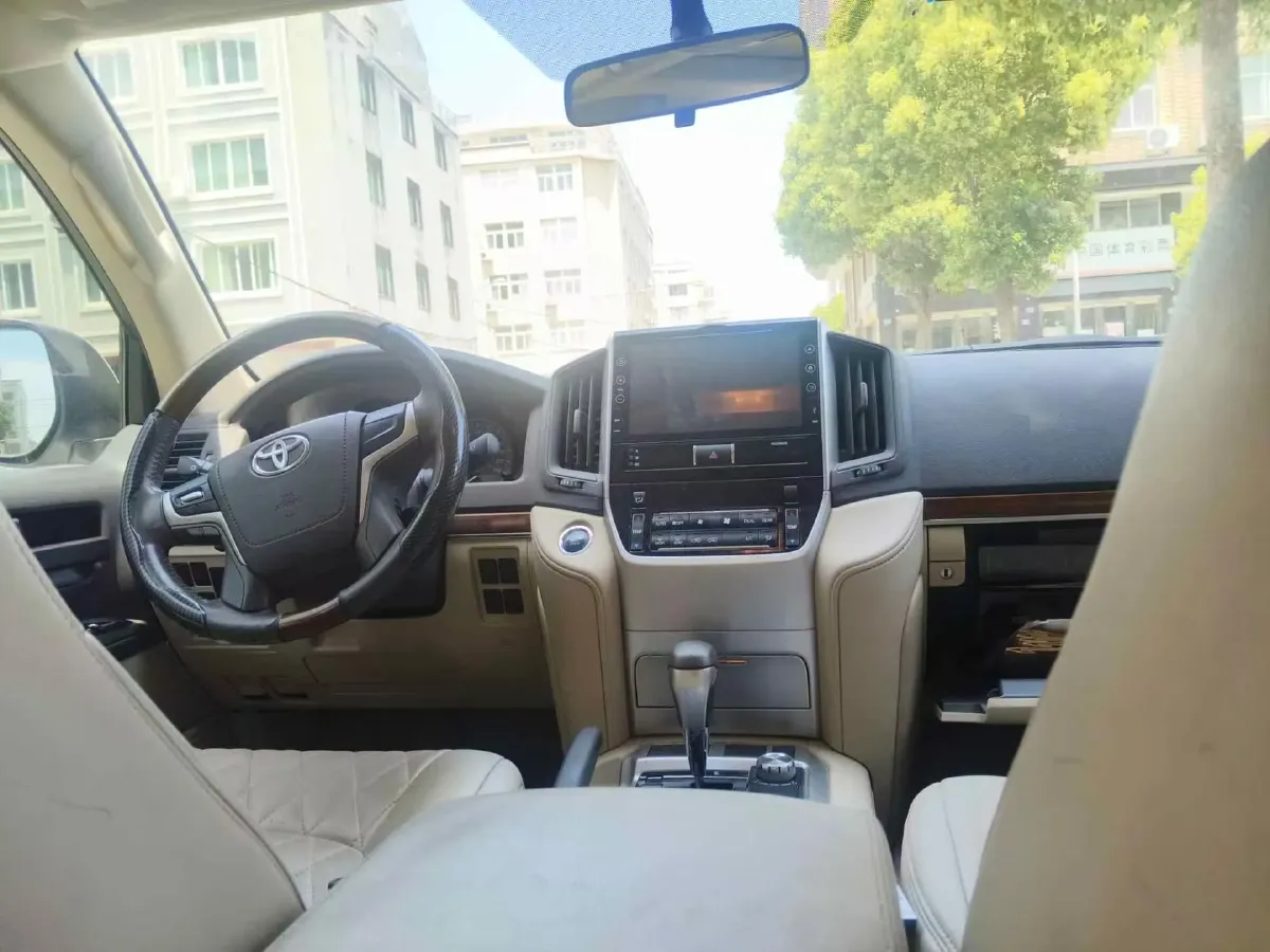 2019 Chevrolet Trax 1.0T 125HP L3 6AT,autocango,china used car exporter,china ev exporter,chinese used car exporter,chinese used ev exporter