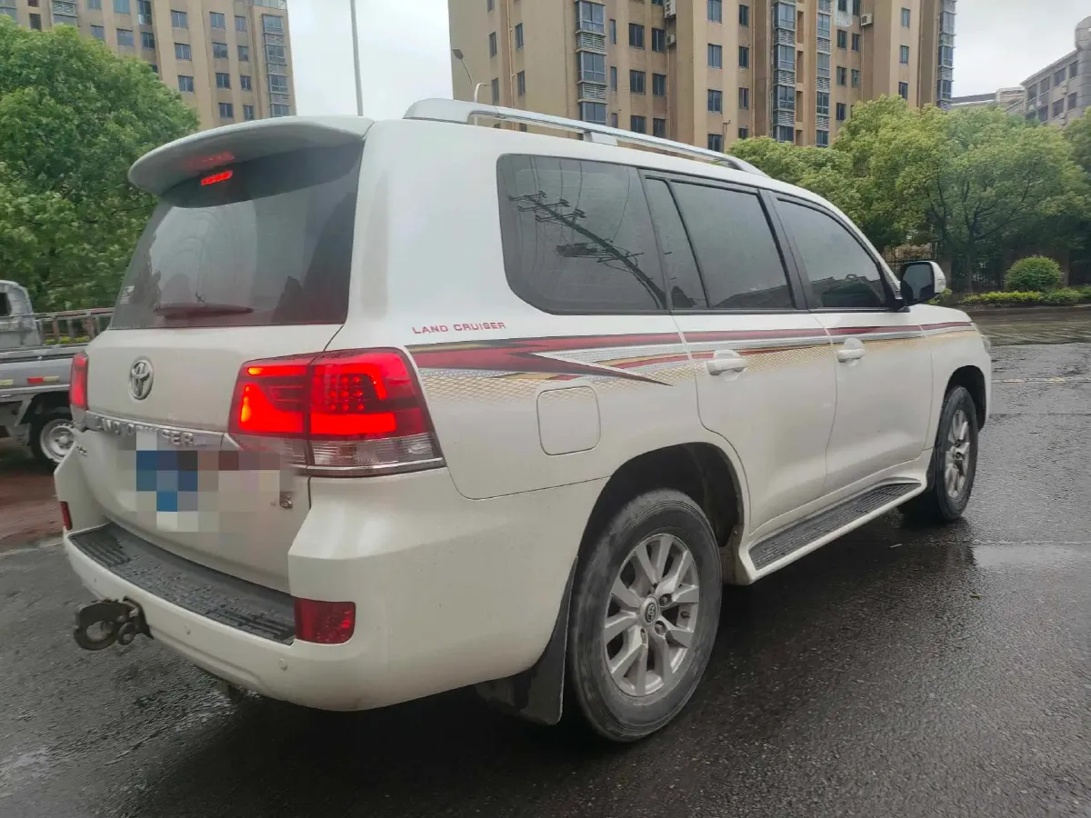 2019 Chevrolet Trax 1.0T 125HP L3 6AT,autocango,china used car exporter,china ev exporter,chinese used car exporter,chinese used ev exporter