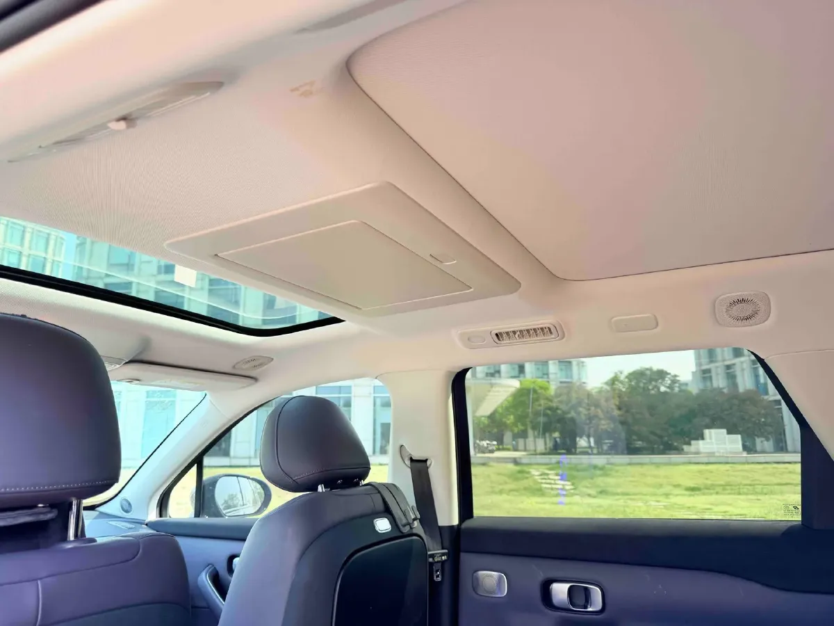 2024 Leapmotor C16 BEV 67.7KWH,autocango,china used car exporter,china ev exporter,chinese used car exporter,chinese used ev exporter
