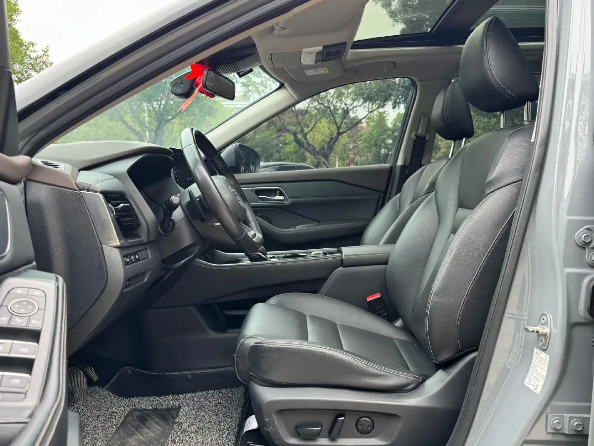 2021 Nissan X-Trail 1.5T 204HP L3 CVT,autocango,china used car exporter,china ev exporter,chinese used car exporter,chinese used ev exporter