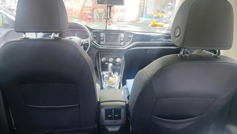 2019 Volkswagen T-Roc 1.4T 150HP L4 7DCT,autocango,china used car exporter,china ev exporter,chinese used car exporter,chinese used ev exporter