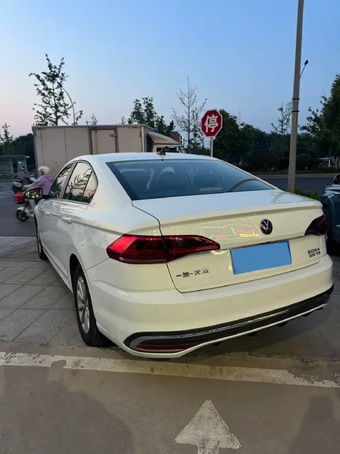 2023 Volkswagen Bora 1.2T 116HP L4 7DCT,autocango,china used car exporter,china ev exporter,chinese used car exporter,chinese used ev exporter