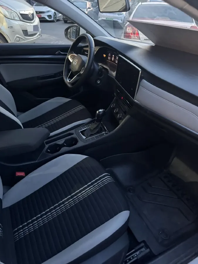 2023 Volkswagen Bora 1.2T 116HP L4 7DCT,autocango,china used car exporter,china ev exporter,chinese used car exporter,chinese used ev exporter