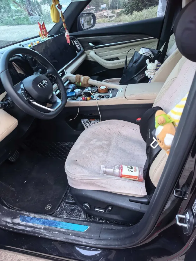 2026 Geely Monjaro 2.0T 272HP L4 8AT,autocango,china used car exporter,china ev exporter,chinese used car exporter,chinese used ev exporter