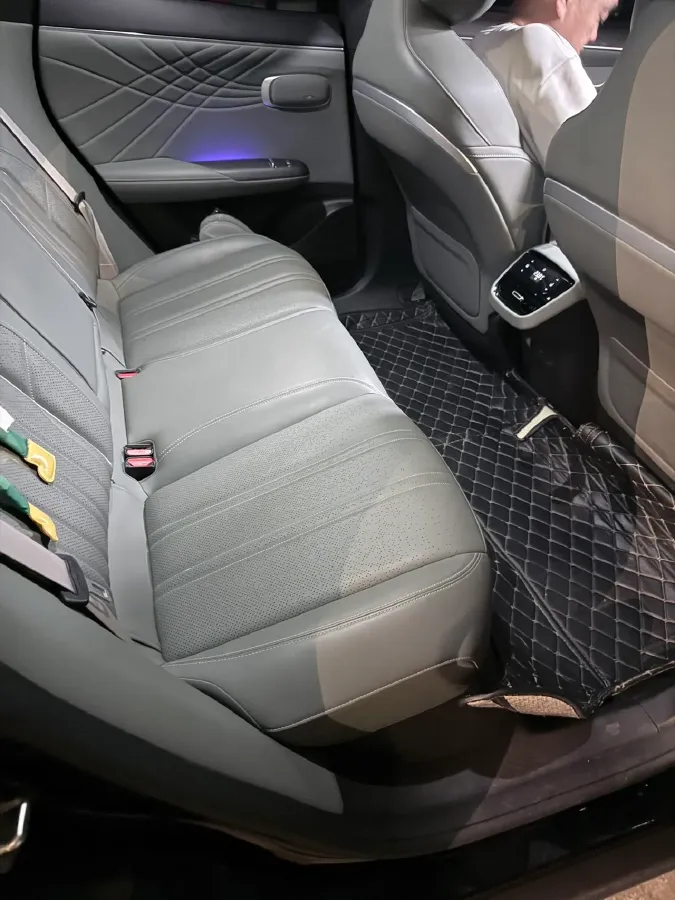 2023 Deepal S07 1.5L 95HP L4 REEV 31.73KWH,autocango,china used car exporter,china ev exporter,chinese used car exporter,chinese used ev exporter