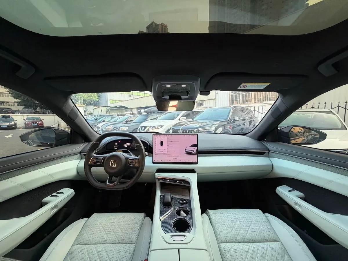 2024 Zeekr 001 BEV 95KWH,autocango,china used car exporter,china ev exporter,chinese used car exporter,chinese used ev exporter