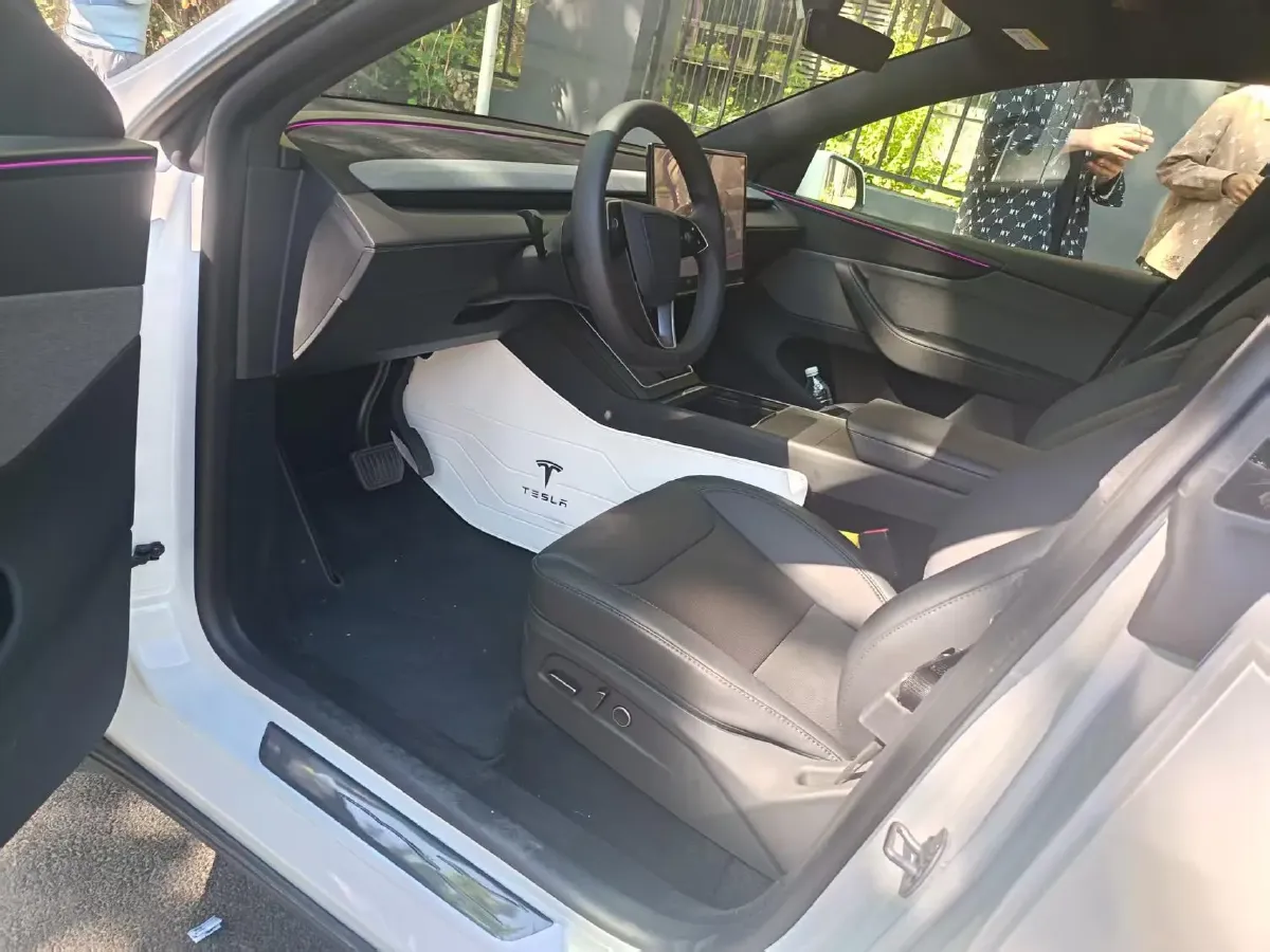 2026 Tesla Model Y BEV,autocango,china used car exporter,china ev exporter,chinese used car exporter,chinese used ev exporter