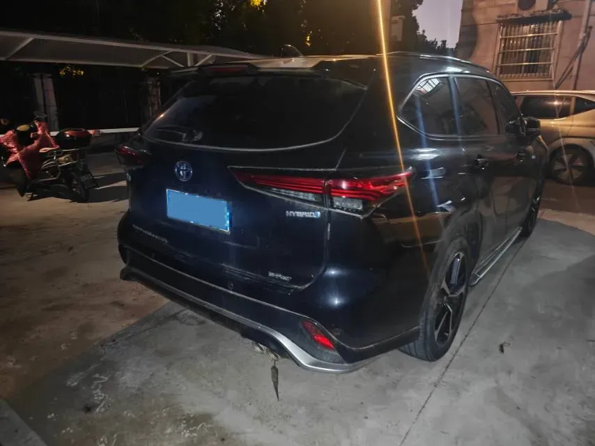 2021 Toyota Crown Kluger 2.5L 192HP L4 E-CVT Hybrid,autocango,china used car exporter,china ev exporter,chinese used car exporter,chinese used ev exporter