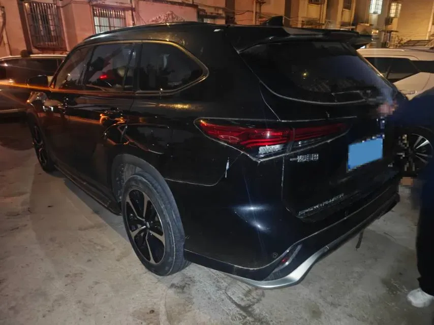 2021 Toyota Crown Kluger 2.5L 192HP L4 E-CVT Hybrid,autocango,china used car exporter,china ev exporter,chinese used car exporter,chinese used ev exporter